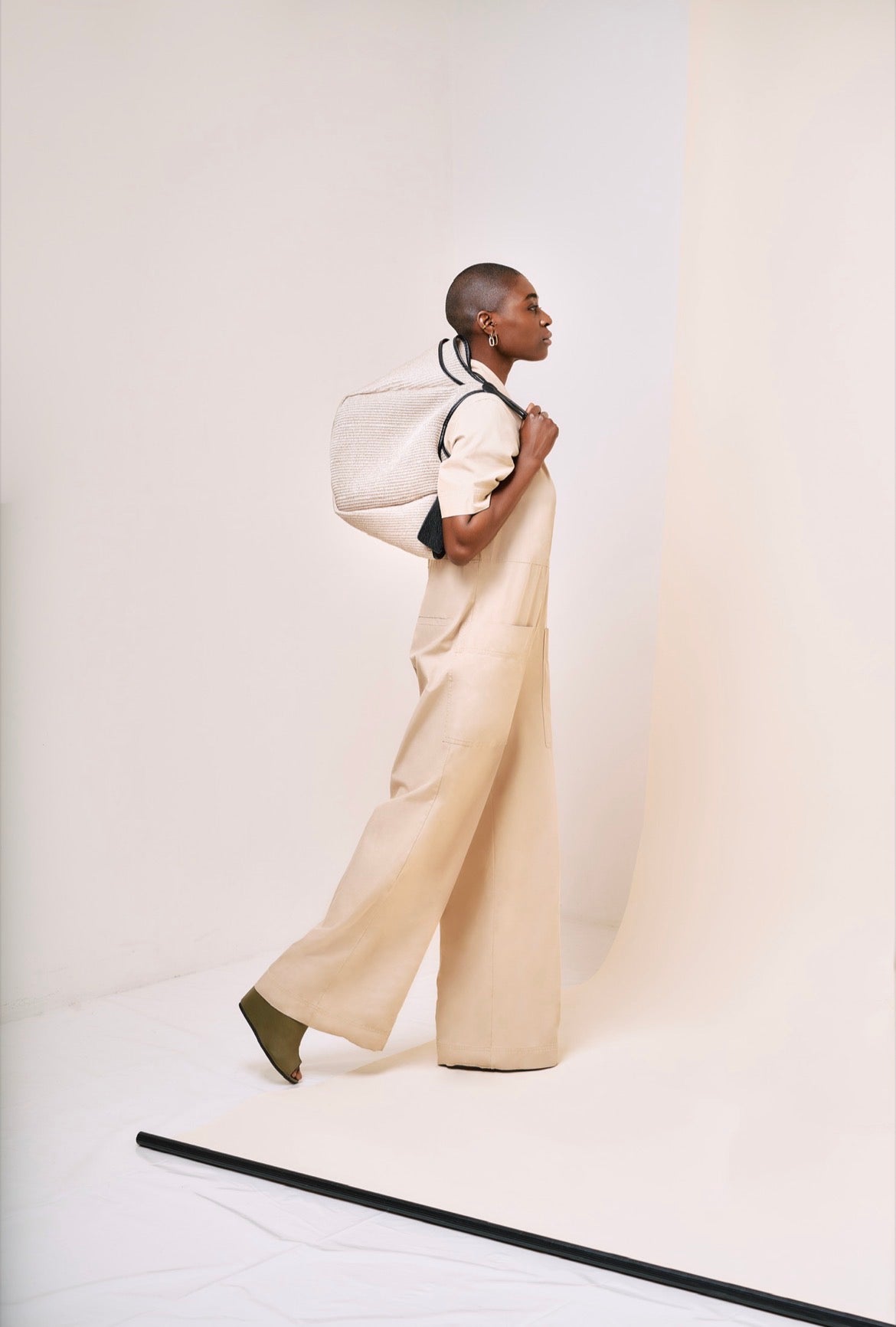 Prevendita Biggie Rafia e manici in pelle nera